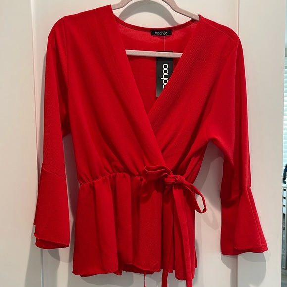 NWT Boohoo Wrap Front Peplum Blouse - Picture 2 of 6